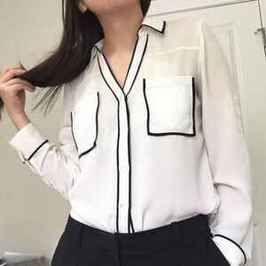 Express  Women’s Portofino Top White Black  Button Up Shirt Long Sleeve Collar